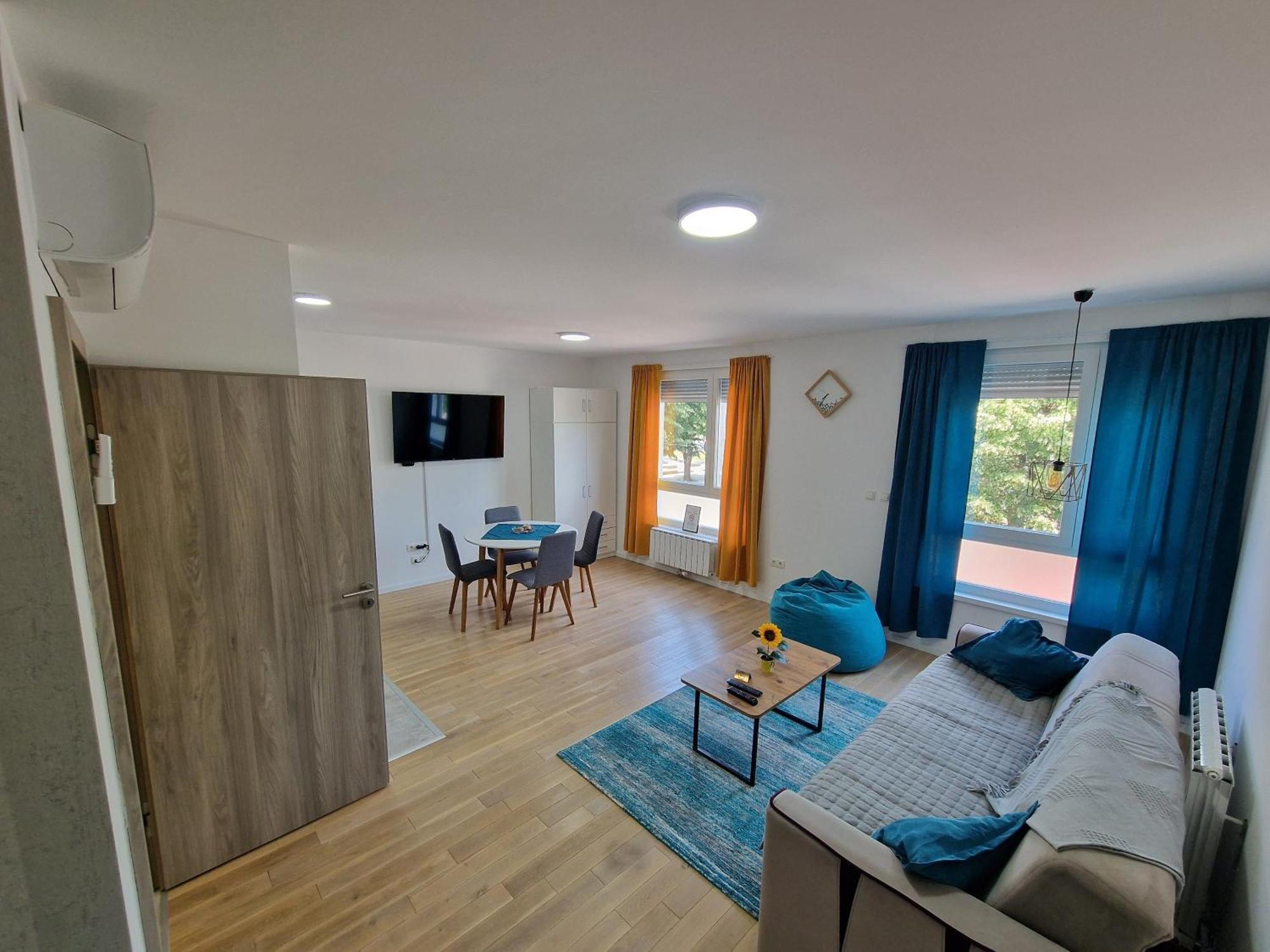 Square Studio Tuzla Exterior photo